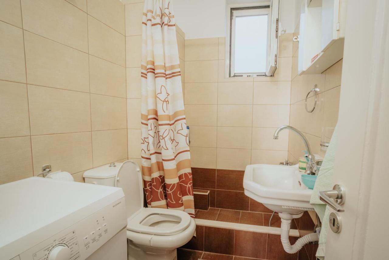 Kalavrita Downtown 3 Bedroom House For 6 Pers Exterior foto